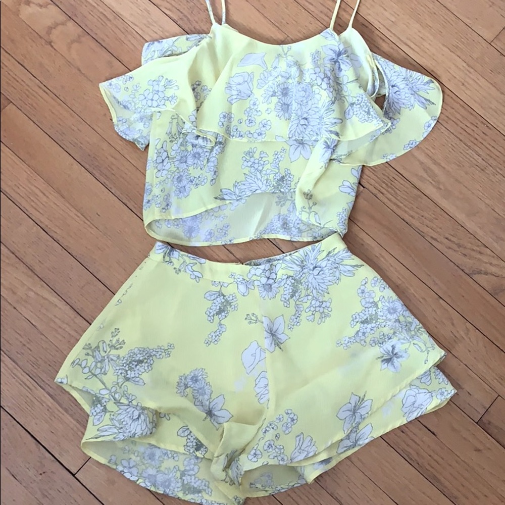 2 piece set